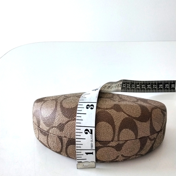 COACH Hard shell eyeglasses case, large - Picture 10 of 10
